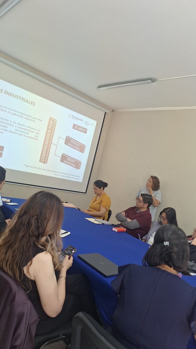 ELeyva191020's tweet photo. 📚💡 En el CBTIS 003 se llevó a cabo una enriquecedora plática de patentes dirigida a docentes, impartida en colaboración con el IMPI y el CFEB Tlaxcala. 🇲🇽
En el CFEB Tlaxcala siempre será un gusto aportar conocimiento y generar sinergia entre instituciones. 🚀 https://t.co/PMPPmR5FbN