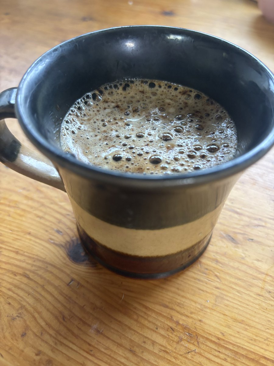 satomin18's tweet photo. 朝ごはんも食べたし！
美味しいコーヒー☕︎飲みながらサッカー⚽️応援するぞぉ📣日本がんばれ🇯🇵 https://t.co/pMx90GSIcq