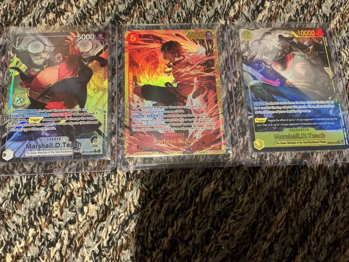 TOFUK19's tweet photo. I mean from 8 boosters of one piece time of battle OP16 I can’t complain getting these 3 can I #ONEPIECE https://t.co/EYPJTzuvRX