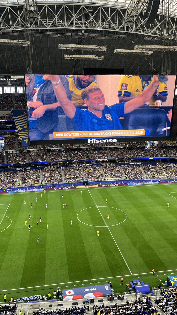 hecko90's tweet photo. Dallas royalty in the house! 🏀

Dirk Nowitzki rocking a Sweden shirt. It appears he’s obscured the brand's logo though. 

#JPNSWE https://t.co/mxVNV4HsoW