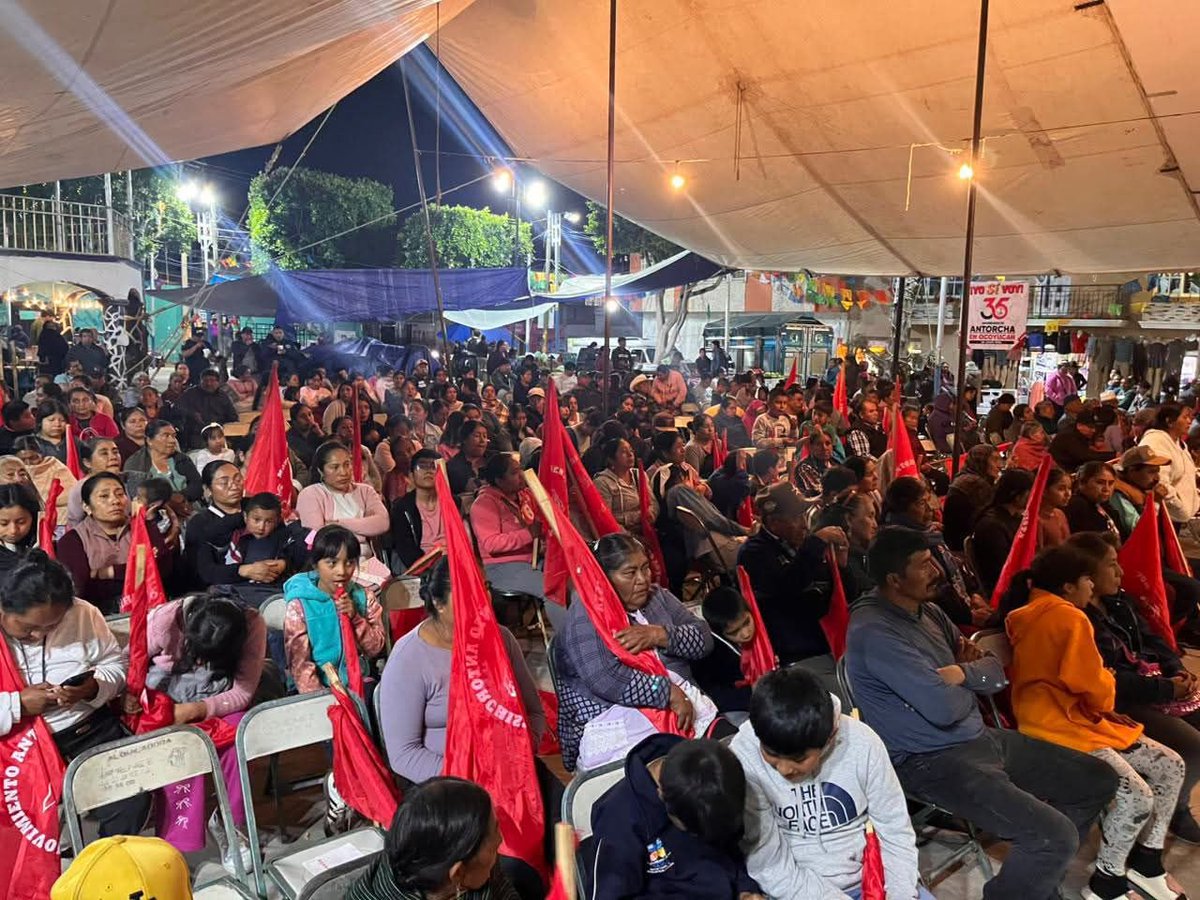AntorchaBCS's tweet photo. #OcoyucanProgresaConAntorcha es otra muestra de la lucha organizada del pueblo humilde de México. ¡Felicidades, compañeros de Ocoyucan! https://t.co/nhPjagTZO3