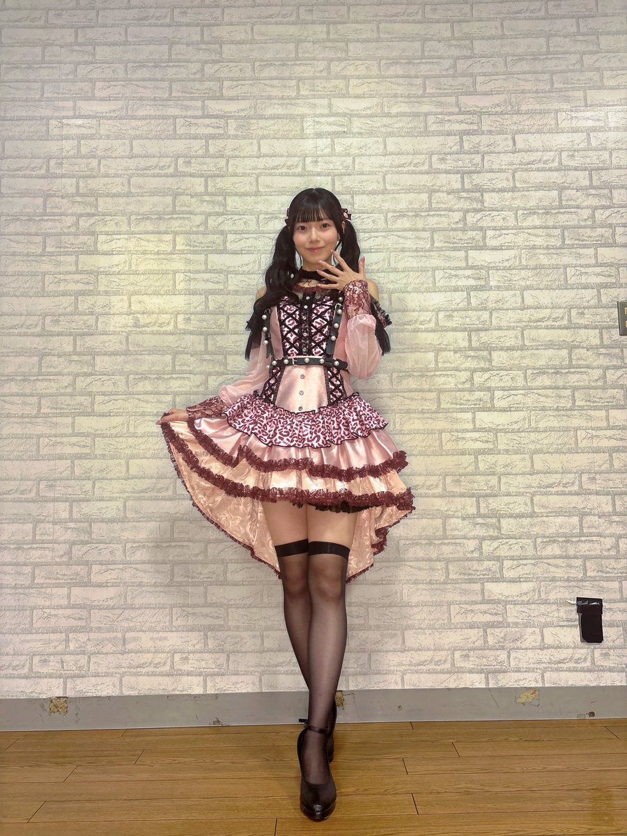 nmb48_riopi's tweet photo. おはよう🎀🪄
雨だけど久々に全身写真載せるのでがんばりましょう(  ¯꒳​¯ ) https://t.co/uM3naqi9MU