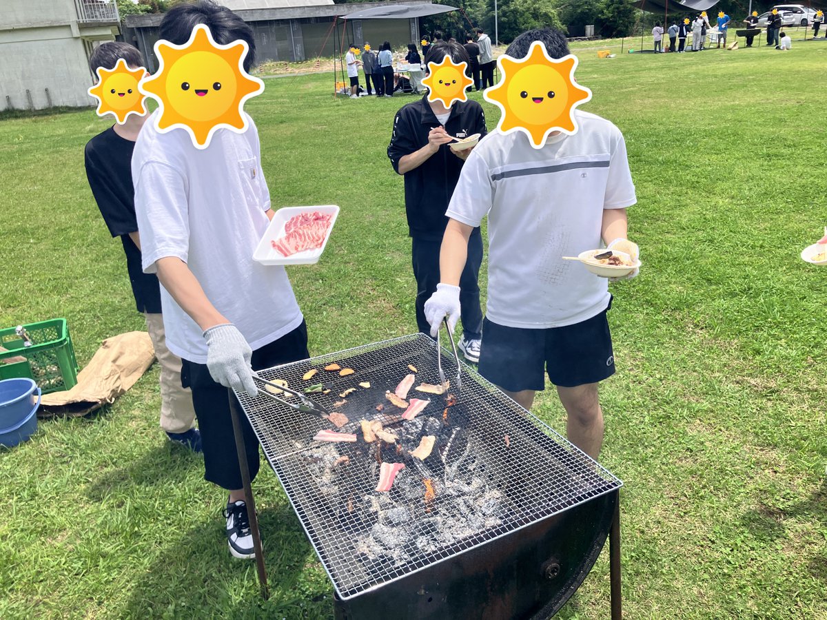 chuokokusai's tweet photo. 中央国際高校学校生活ブログを更新しました！
今回は、３年生のキャンプ実習の様子について書きました⛺
下記リンクより、ぜひご覧ください！
https://t.co/Pc0bO1VP3z https://t.co/EuXLWmizFQ