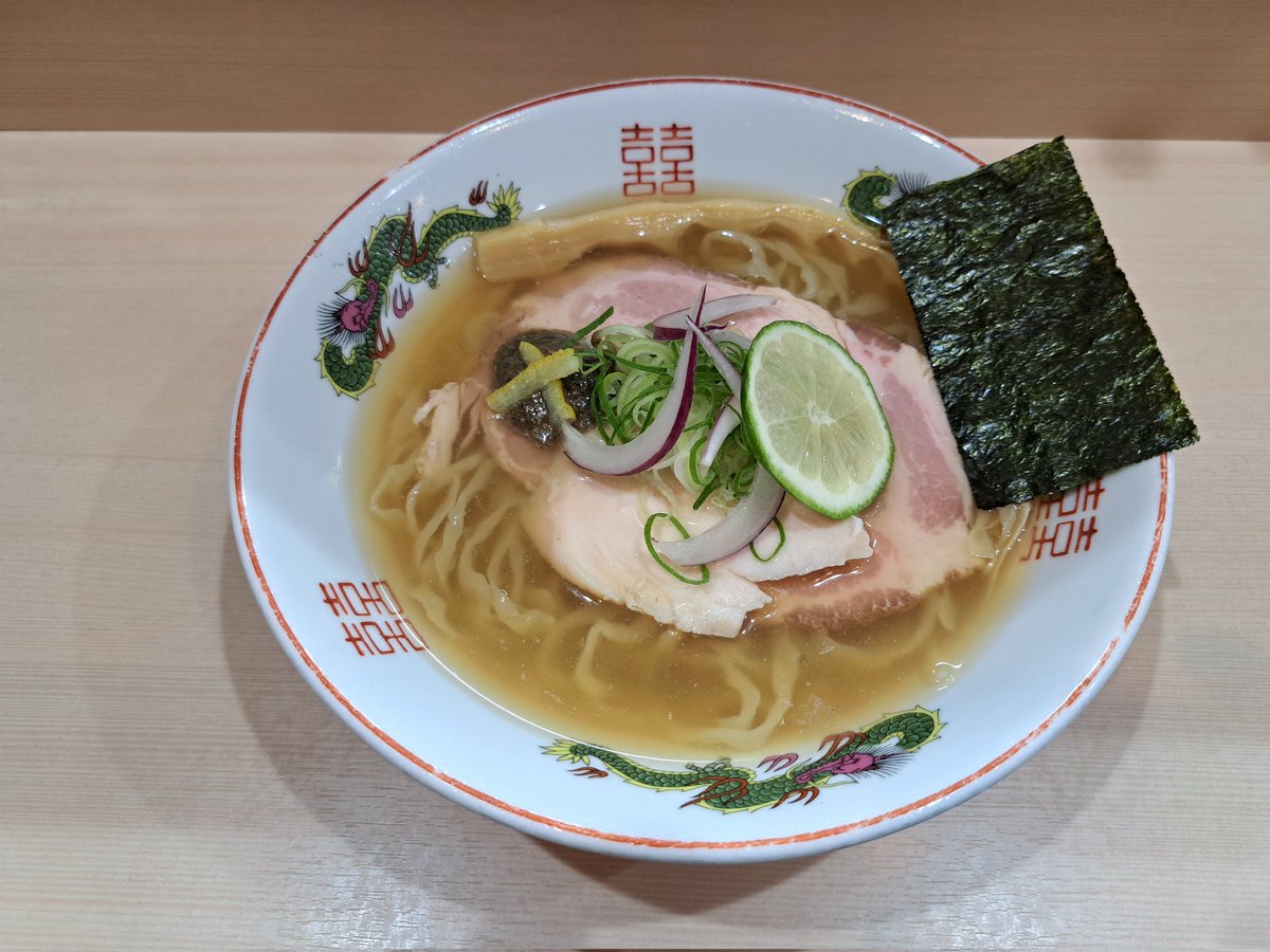 noroshi1210's tweet photo. おはようございます！あいにくの雨ですが、全店11時から営業致します！お気をつけてご来店ください🐺
7月から準備でき次第冷やしの限定開始します🐺 https://t.co/an8oAtdMsK