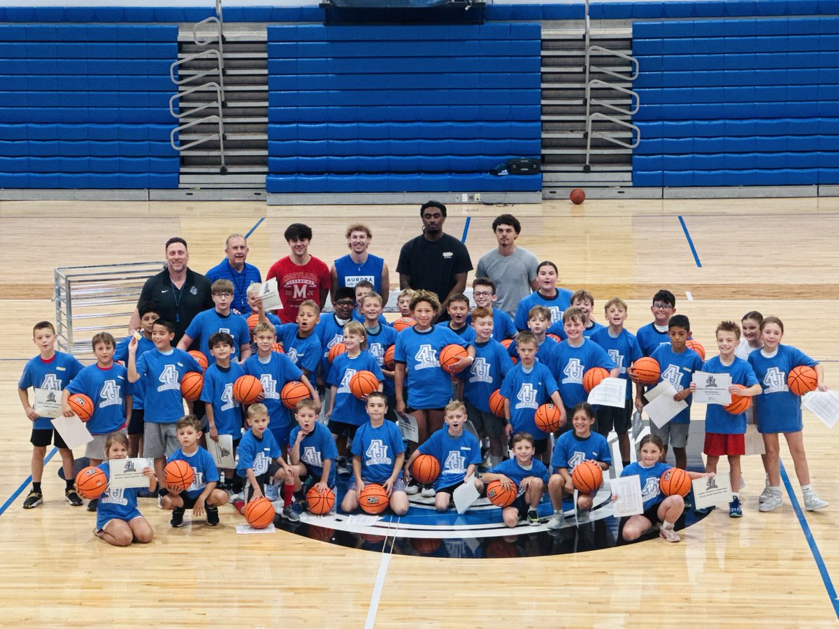 AUCoachSteve's tweet photo. What a week! Best K-5 group EVER💙 #SharpShooters https://t.co/CunWgvDn8I