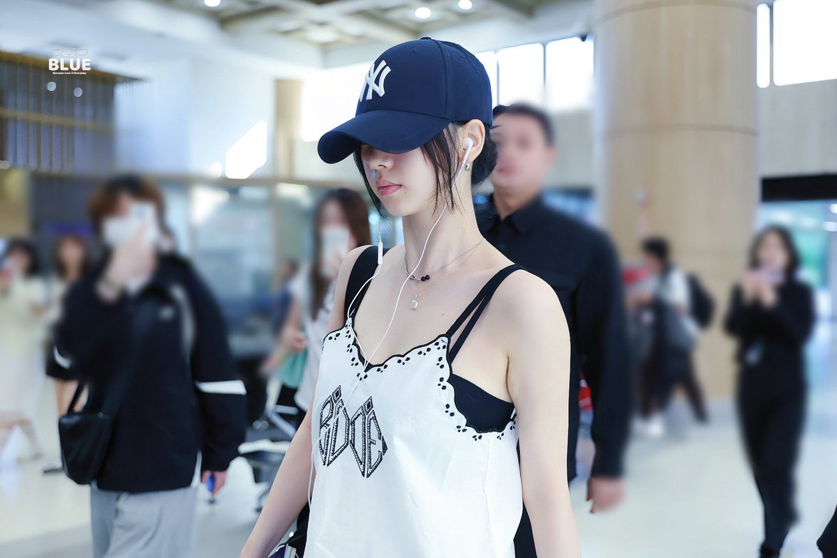 blue_karina_'s tweet photo. 260626 GMP

#aespa  #æspa #에스파 
#Karina #카리나 #劉知珉 #カリナ https://t.co/vKDUojzidN