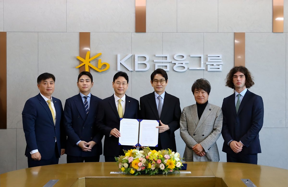 Edenaofficial's tweet photo. 🚀 BREAKING: EDENA Korea and KB Financial Group Sign Strategic Partnership to Pioneer Next-Gen Digital Asset Infrastructure!

We are proud to announce that EDENA Korea has officially entered into a strategic partnership with KB Financial Group (Number 1 financial bank group in South Korea) to scale up Real-World Asset (RWA) tokenization and revolutionize institutional digital finance infrastructure.
As the digital asset regulatory framework shifts rapidly across the nation, this partnership marks a monumental milestone. EDENA will serve as the core foundational engine connecting regulated domestic financial platforms directly with the global banking ecosystem.

🔑 Key Pillars of the Alliance:

Sovereign-Grade Technology Integration: EDENA provides its proprietary EID (EDENA Interface Device) architecture to seamlessly bridge domestic and international STO/Stablecoin platforms directly with global core banking rails without cross-border friction.

Institutional Powerhouse Alliances: Backed by powerful structural alliances with global financial tech titans—including Cantor8, Canton Network, and Silverlake Axis—EDENA is aggressively spearheading the expansion of regulated digital financial frontiers.

Global Market Expansion & RWA Tokenization: Both enterprises will co-develop highly compliant RWA infrastructure, pioneering a bulletproof framework optimized for strict investor protection and financial regulatory standards.

🌐 What This Means for the EDENA Ecosystem:
This is not just another localized partnership; it is the ultimate validation of EDENA’s master-rail thesis by a tier-1 financial institution. By leveraging Silverlake Axis's mammoth banking network and Canton Network’s institutional DLT capabilities, EDENA is stepping up as the definitive gateway for sovereign-grade asset settlement.
Next week, our corporate landscape expansion will continue with consecutive top-level closings. Stay tuned as we unlock the next phase of global liquidity.