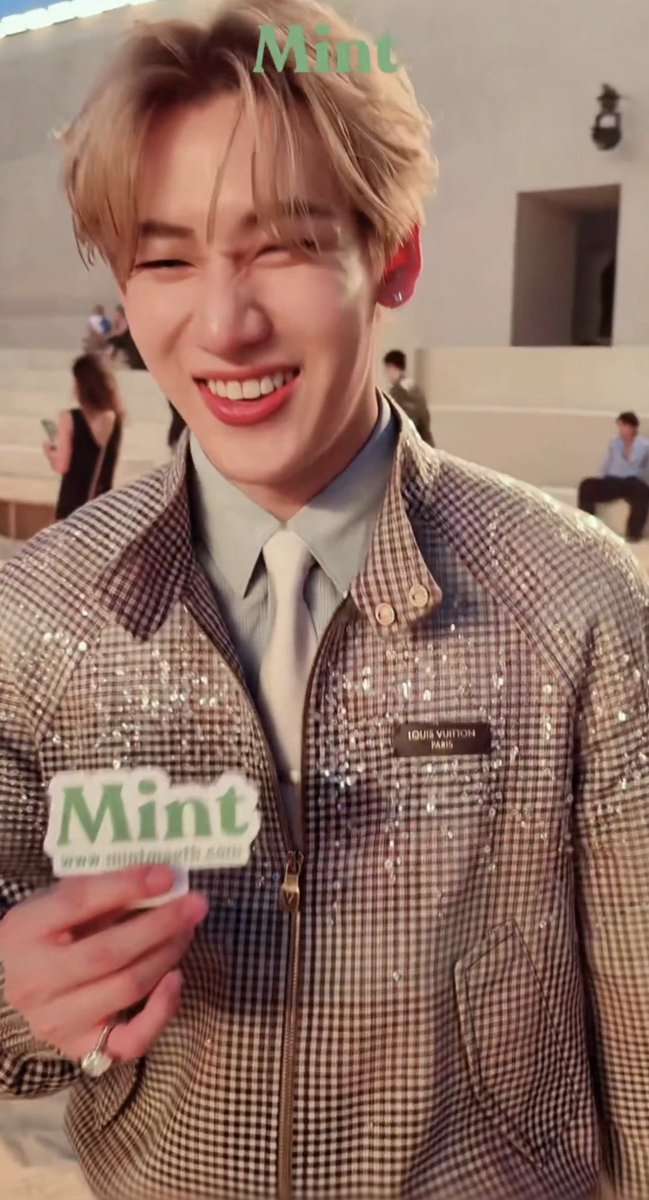 HALODOUBLEB's tweet photo. ยิ้มรับกลับบ้านคร๊าบ
#LVMenSS27 #LouisVuitton
#BamBamxLVMenSS27
#BamBam #뱀뱀 @BamBam1A https://t.co/xBWomkRNJX