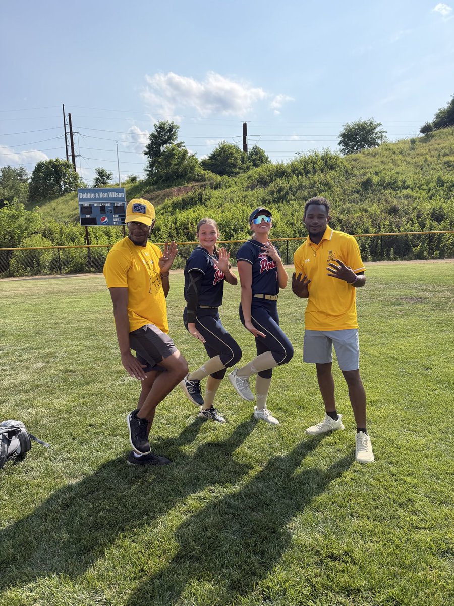 IzzyIconis2027's tweet photo. Had a great day at the Elite 80 Camp in Asheville today! Thank you to all of the coaches for the great feedback and conversations throughout the day. I’m excited to get back on the field tomorrow morning at 8:00 AM on Field 3 and compete again. @GAPKing07 @GAPowerFP @PiedmontSB @CoachMckenzie2 @SoftballDown @BallGirlSports @ExtraInningSB