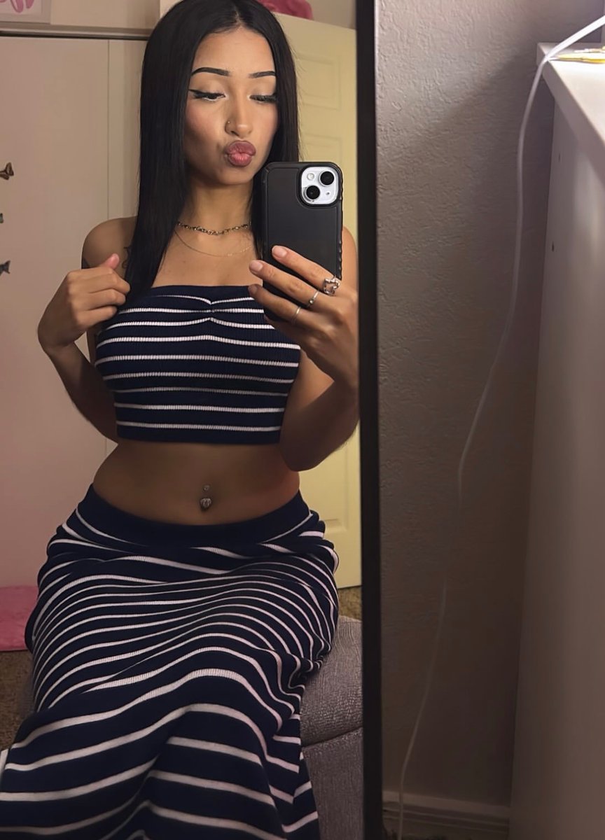 SoftDomCaroline's tweet photo. Wrap your balls and tug them down hard every 20 strokes. 🎈💫✨🍭🐽💦😈🧸

findom paypig simp bullying gooning joi sissy cuck sexting roleplay throne worship fendom pyt bnwo cei Cbt ballbusting uksub forcedintox relapse humiliation bratty https://t.co/dIoniG4FM1