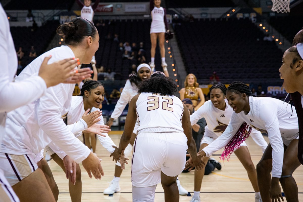 TxStateBobcats's tweet photo. 2022-23: The momentum kept building. 🐾

🎾 Kendall Brooks was named Tennis head coach, leading the Bobcats into a new era
🏀 WBB earned a share of the SBC regular season title
⛳ Men's Golf won the National Golf Invitational

Another step forward for the Bobcats.

#EatEmUp https://t.co/m9YMBhMkww