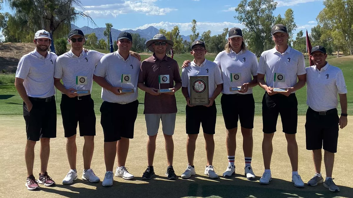 TxStateBobcats's tweet photo. 2022-23: The momentum kept building. 🐾

🎾 Kendall Brooks was named Tennis head coach, leading the Bobcats into a new era
🏀 WBB earned a share of the SBC regular season title
⛳ Men's Golf won the National Golf Invitational

Another step forward for the Bobcats.

#EatEmUp https://t.co/m9YMBhMkww