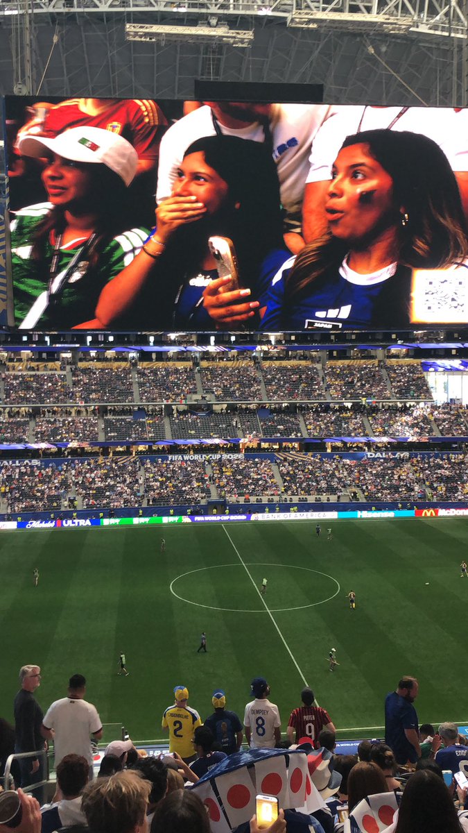 SFmrchildren's tweet photo. Halftime good
Good game
Need a goal 😂
#FIFAワールドカップ
#最高の景色を #サッカー日本代表
#mrchildren
#ミスチル
#ウカスカジー https://t.co/y3th3ZPaTq