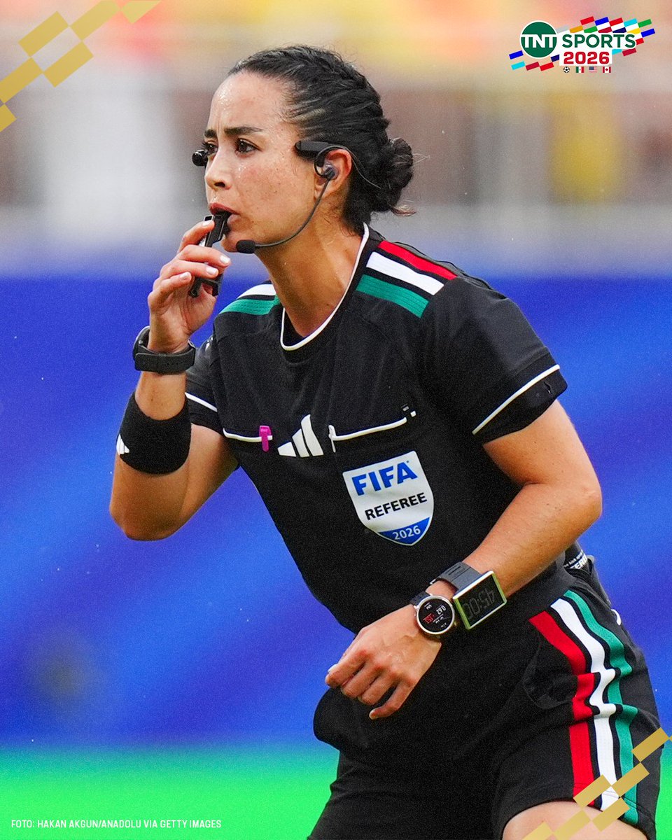 tntsportsmex's tweet photo. ¡Katia Itzel García, con los colores de México! 🇲🇽

#TNTSports2026 https://t.co/N1XzJjA14P