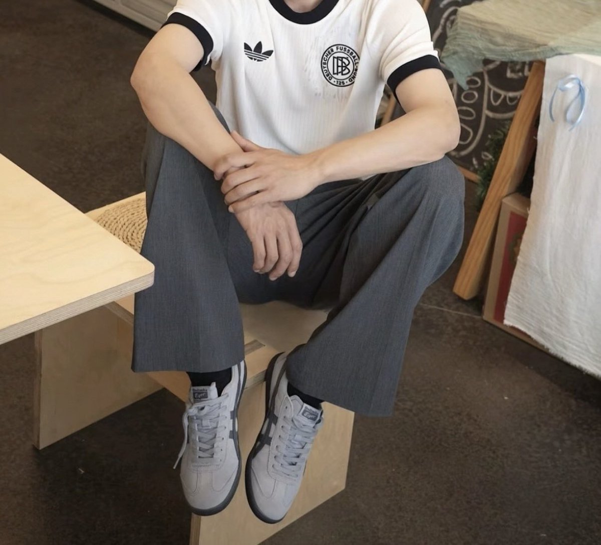 S_HangerLuck's tweet photo. くすみグレーのOnitsuka Tigerもかわいい https://t.co/cRlAXsXBN6