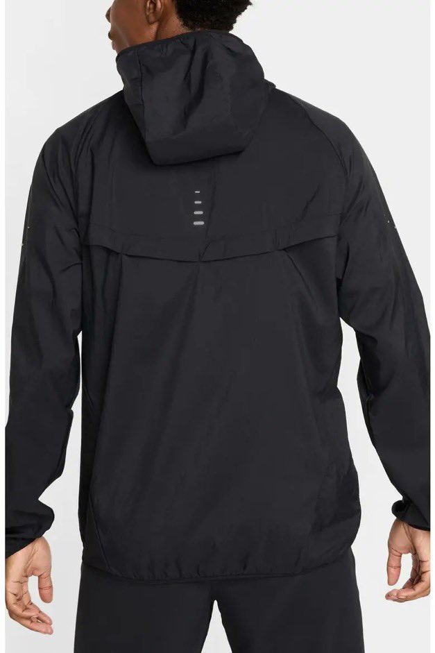 snkr_twitr's tweet photo. AD: Restocked at $58.49 (55% off)
Nike Stride Dri-FIT UV Hooded Running Jacket 'Black'

Shop -> https://t.co/4d4FOWr6VS https://t.co/gjo8flPGX1