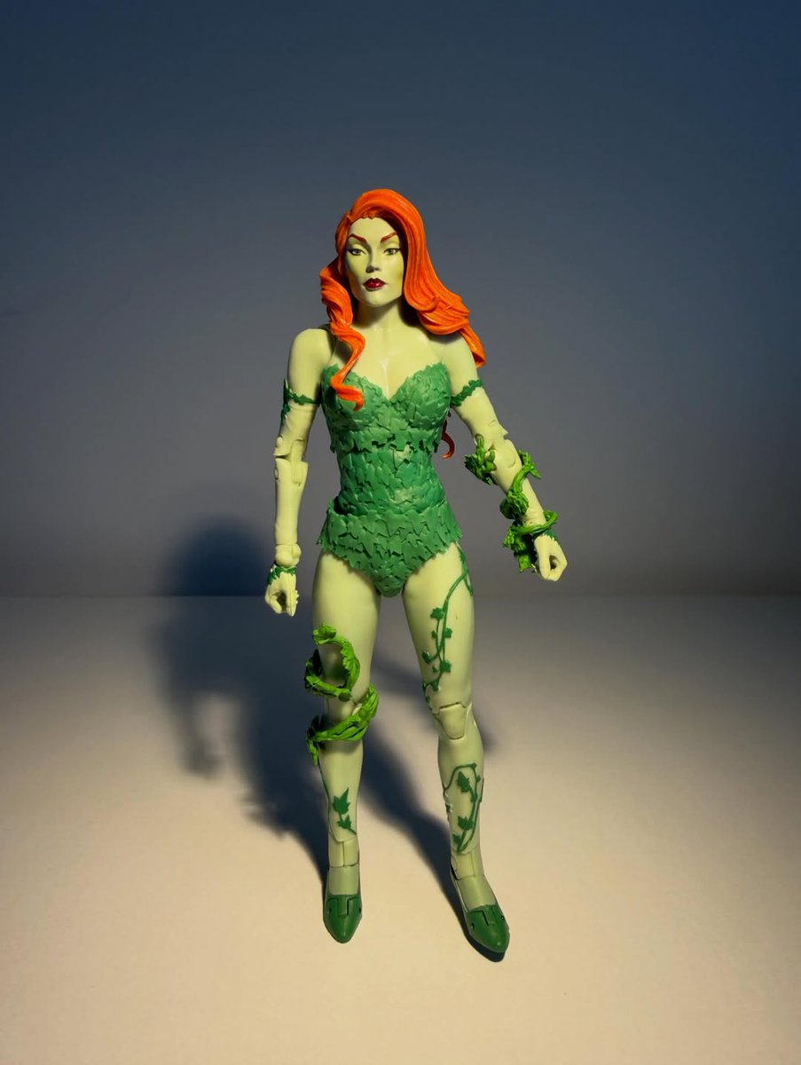 ToddManyNumbers's tweet photo. New McFarlane DC Multiverse Platinum Edition Poison Ivy

Source 
https://t.co/4AmSdpclcZ https://t.co/lod20Glznu