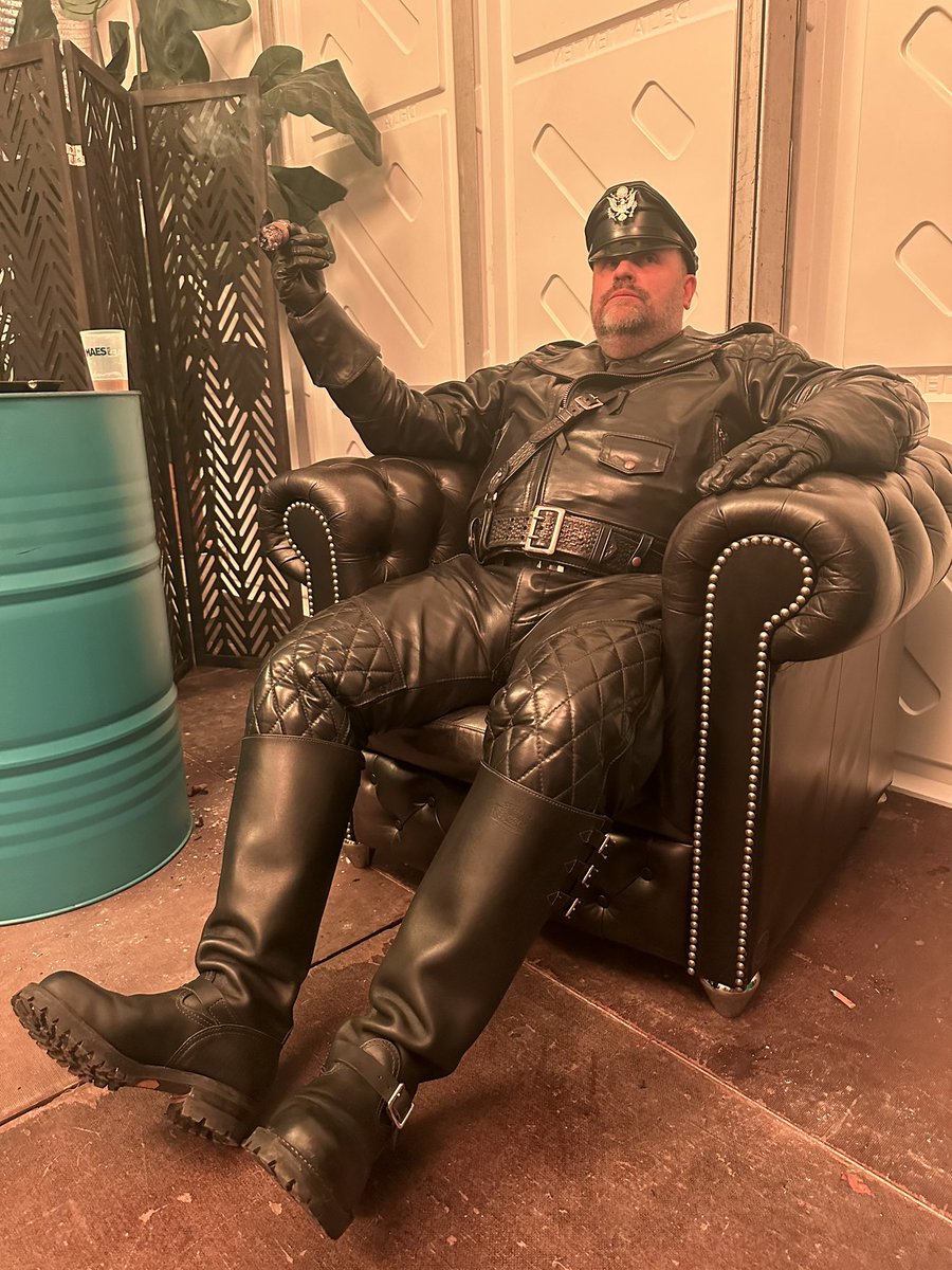 bearded_luma's tweet photo. Today it is #fagtaxfriday. And you worthless, stupid #cashfag know what it means. Don't rub your #cashpig clitty til you hit that Send button for ME - your only #BOSS, #KING and #CASHMASTER. Only MY pleasure counts!
PayPal:
https://t.co/KJFQ0vzZyn
Revolut:
https://t.co/tbQ5b2ezFN https://t.co/W01AzVUWBY