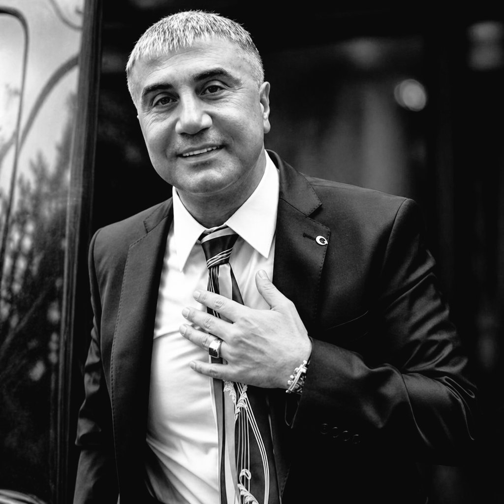 Yigithanderin's tweet photo. #iyikidoğdunsedatpeker #55yıllıkbirduruş #sedatpeker https://t.co/eiJ3zDjU8m