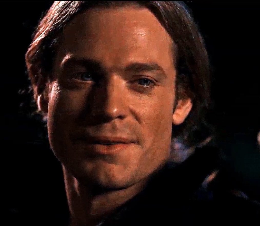 vampiresslestat's tweet photo. just give them back to me already https://t.co/B7JDSVkLlV