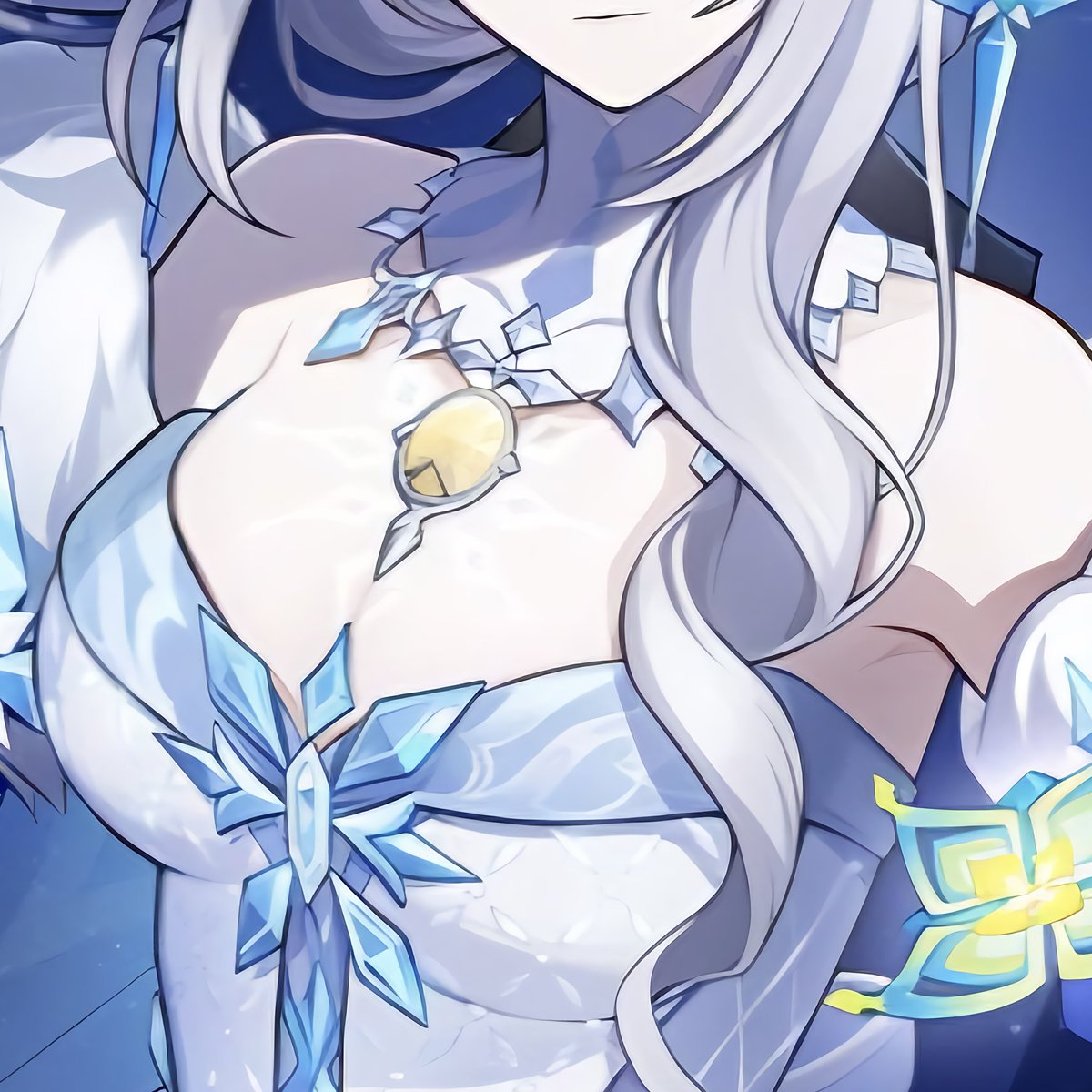 damselate's tweet photo. that green necklace looks good on her https://t.co/En9eN3DTfX