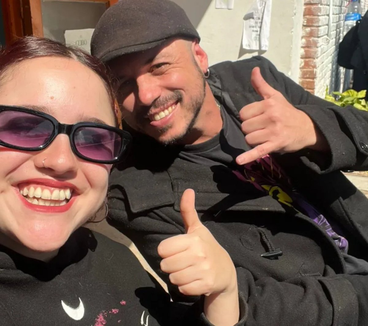 oriafer23's tweet photo. Lo cómoda que te veías con éste violento @OfeFernandez_ 

Falta que digas: "Conmigo se portó como un caballero" https://t.co/ArHryFDTpQ