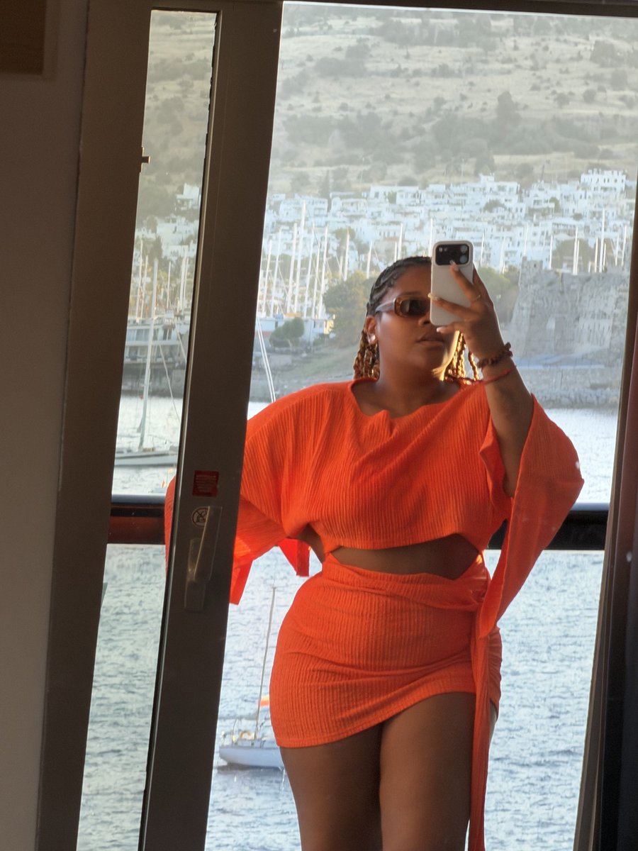 ashlaynicole_'s tweet photo. I’ve been enjoying my summer so far!  #mykonos #turkey https://t.co/IM5aBYLb9E