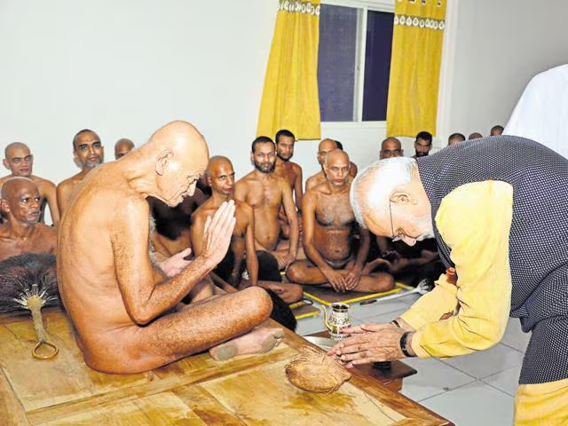 catale7a's tweet photo. Jains in India should be banned from having any opinion about food and diet. https://t.co/RGLJ1s6GD5