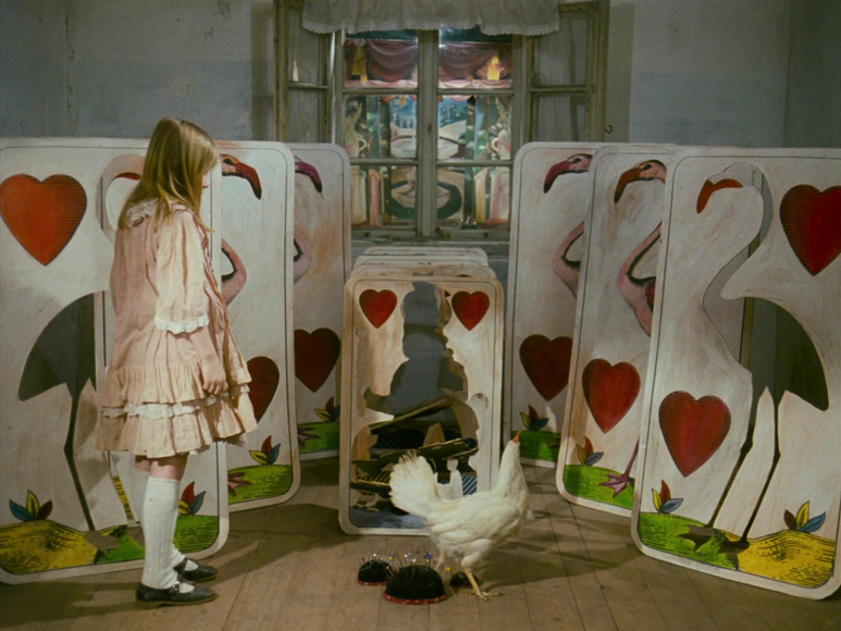 auteurhouse's tweet photo. 🎬 Alice (1988, Dir. by Jan Švankmajer) https://t.co/SnKHNxC2YK