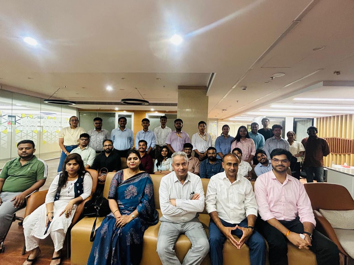 mdncdc's tweet photo. Every great journey starts with knowing your roots.

Our newly recruited officers visited @bharatiyabeej , @ncel_coop , and @ncol_coop  as part of their orientation — an opportunity to see, feel, and understand the cooperative spirit in action. From the ground up, they are learning what it truly means to serve the people.

#orientationday #newjoinee #cooperativeworld