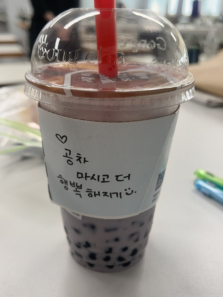 서하 tweet media