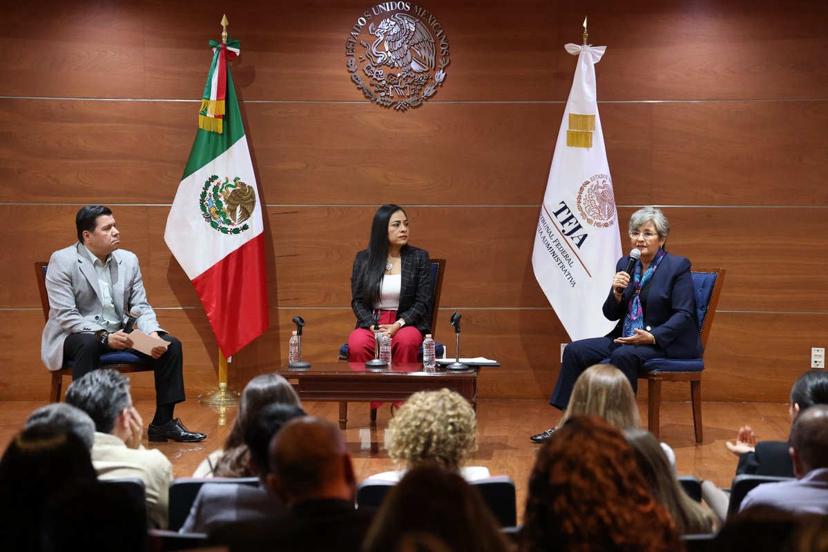 TFJAMexico's tweet photo. Esta tarde se llevó a cabo el Conversatorio: "Los MASC en la Justicia Pública: Nuevos caminos para reconstruir la confianza", con la participación de la Mtra. Nancy Gutiérrez Jiménez, Presidenta del @MASCJusticia_Mx ; y la Lic. Hilvia Angélica Díaz Garay, Titular del Centro Público de Mecanismos Alternativos de Solución de Controversias del Poder Judicial de la Federación. 
@OAJ_Mex @tdjmex
