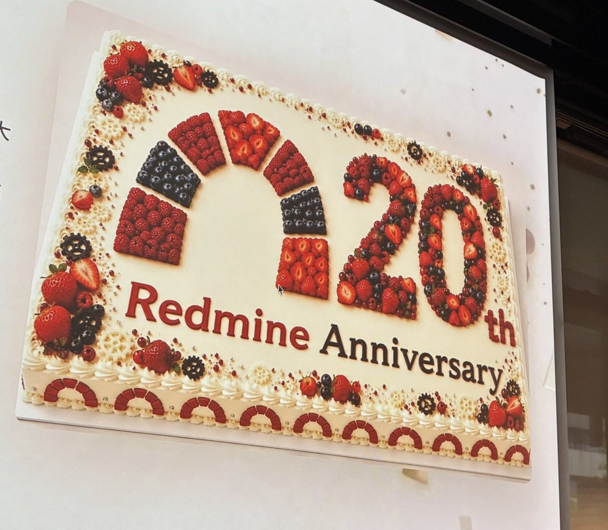 akahane92's tweet photo. #RedmineJapan に参加中。参加できてうれしい/#Redmine 20th Anniversary🎊💐 https://t.co/sGdbgfHRK8