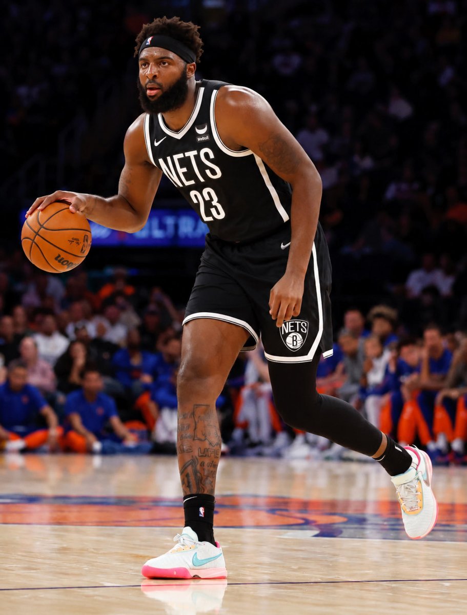 NetsProphet's tweet photo. With the Nets currently having a glaring need to add another Center

Does it make sense for Brooklyn to send a big contract offer Mitchell Robinson? 👀 https://t.co/GoScEQxrlj