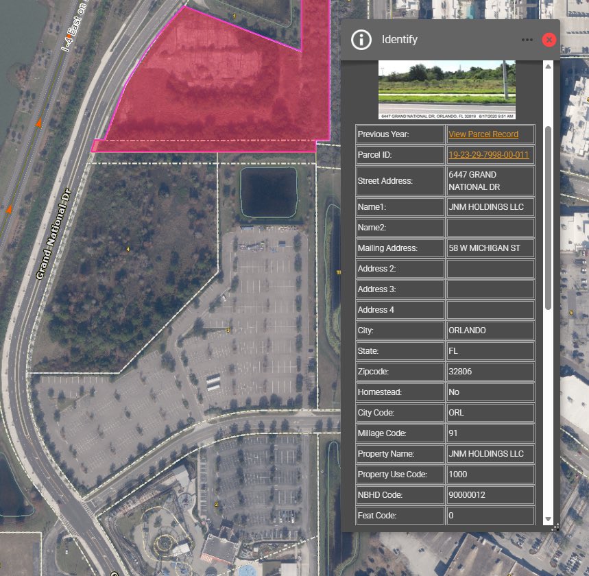 ParkRumors's tweet photo. @Theme_ParkNerd @SemithePhantom @TPRBrandon The land where the parking lot was built is theirs. They have never owned the other parcels. In the concept you’ve shared, you can even see there’s only theme park stuff on the parcel highlighted in green below. https://t.co/kiS32E3yHH