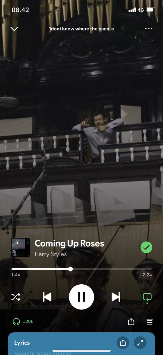 HendallHanana's tweet photo. JUJURR SEVIBESSS BANGET 
sama sama lagu untuk berdansa 🫂🥰 https://t.co/6MzEPmZ3HI
