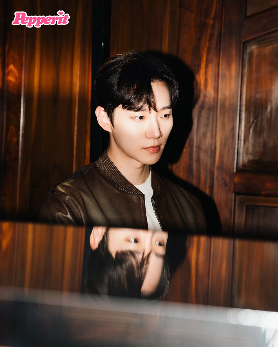 eundong9's tweet photo. 260626 pepperitmag Instagram ➊

벨루티가 있는 곳에 이준호가 빠지면 섭하지!

벨루티의 SS27 컬렉션 프레젠테이션 현장에 
나타난 왕자님은 누구? 바로바로 이준호!
https://t.co/0c7ygHxeIB

#LeeJunhoXBerluti #Berluti #벨루티
#이준호 #LEEJUNHO #李俊昊 #イジュノ https://t.co/ITYjTe5RQf