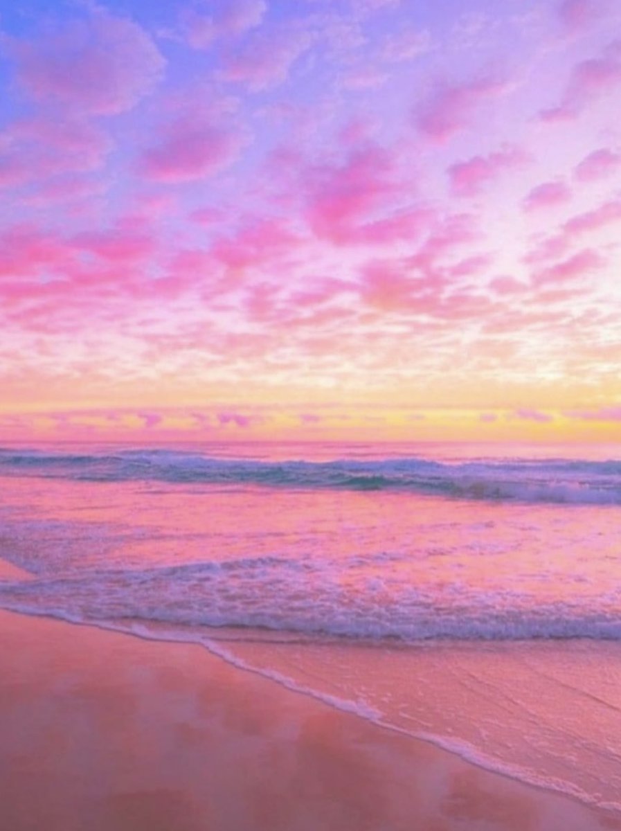Myprayersforu's tweet photo. Dear Lord, Heavenly Father, we come to You this eve in search of Your strength, trusting in Your grace, that through our faith we may fear no earthly evil, nor fix our hearts on earthly goods. The story of Peter’s ability to walk on water came from his faith in Jesus’s command and teaches us to have faith in tasks that seem insurmountable. When he took his eyes off Jesus in fear he began to sink. Lord, give us the strength and faith so that we never turn our eyes away from You. When evil darkens our world, give us light. When despair numbs our souls, give us hope. Help us to trust Your heart and believe that there is more to life than the heartache of this world.  Allow us to lean ever closer to You in the midst of this fallen world. Thank You God for hope, peace, Your love, Your comfort, and Your salvation. through Jesus Christ, we pray, Amen🙏✝️

Psalm 31: 24
“Be of good courage, and he shall strengthen your heart, all ye that hope in the Lord.”