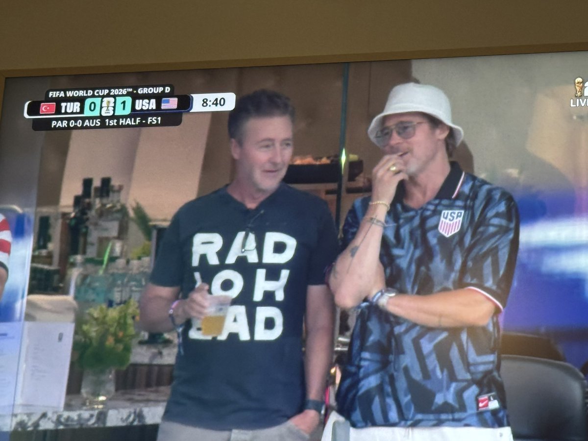 Bakostacos's tweet photo. Why is Edward Norton talking to himself #FIFAWorldCup https://t.co/2vkcCjGTxY