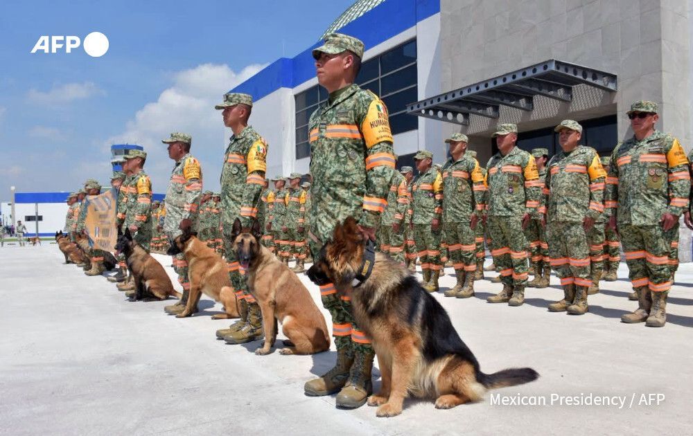 AFP's tweet photo. International search and rescue teams head to quake-hit Venezuela.

Offers of support have poured in from around the world, with Switzerland, Chile, El Salvador, Mexico, Spain, France and Portugal among those sending specialists and rescue teams to Venezuela. The US says it is deploying two warships, transport planes and helicopters as well as mobilizing $150 million in aid