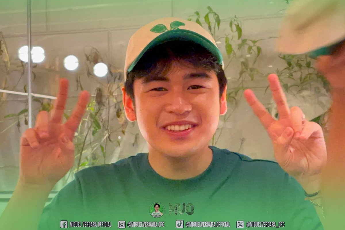 miguelvrgr_ofc's tweet photo. Priceless smile. Undeniable look. MVO cap on🧢💚

#MiguelVergara | #MiggiesOFC https://t.co/O6BxZqf7xk