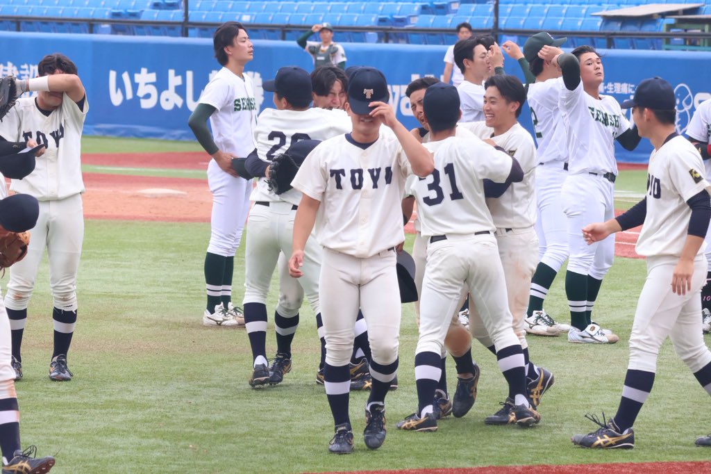 98BB_dragons's tweet photo. 石澤完投で東洋大学一部残留！
おめでとうございます！ https://t.co/HoP49HsnTa