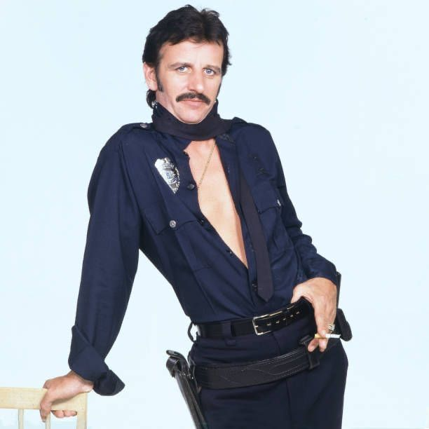 decayinginsect's tweet photo. only thing keeping me from killing myself is gay cop ringo starr #needthat https://t.co/OENsBQ3jQf