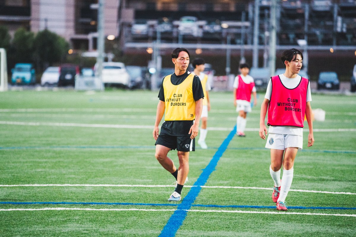 kamakura_inter's tweet photo. 【ジュニアユース】鎌倉出身・U-20日本代表DF小杉啓太選手が練習に特別参加✅

鎌倉市で生まれ育ち、ブンデスリーガのフランクフルトに所属する小杉選手が、ゴールドクレストスタジアム鎌倉でU-13およびU-14の練習に参加しました🤝

🔗 https://t.co/Evjp2QCxQ0

#鎌倉インテル 
#clubwithoutborders https://t.co/5JGBowcgVr