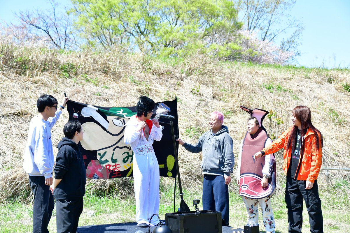 film_okazaki's tweet photo. 【「東海オンエア」の撮影支援も！】
岡崎観光伝道師として11年目を迎える、大人気YouTubeクリエイター「東海オンエア」の動画撮影もサポート！
🎥過去の撮影実績↓
https://t.co/UZ25LwOi47
最新動画のオフショットも更新していきます✨

#岡崎フィルムコミッション #岡崎市 #東海オンエア #聖地巡礼 https://t.co/a0XP5zs284