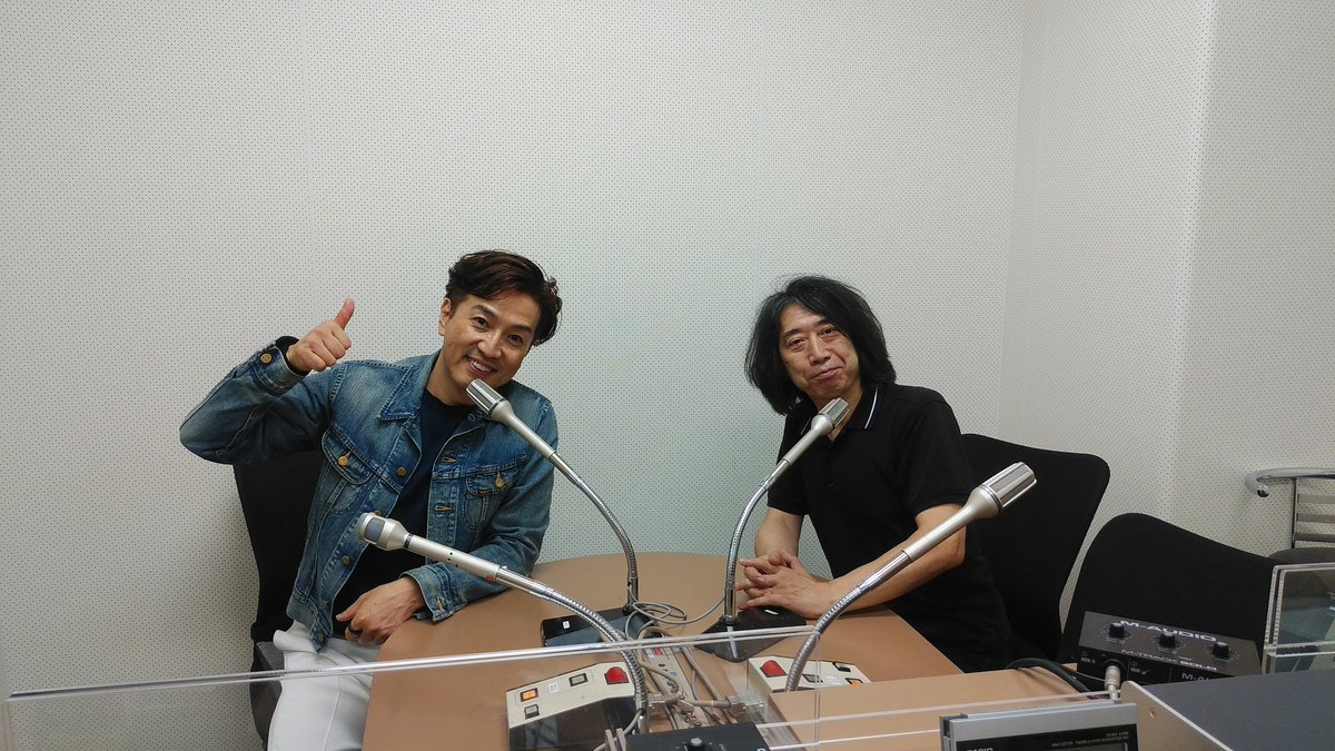 FMApple_765's tweet photo. 本日の「金曜歌謡アワー」は、生放送🍎

ゲストに #KATSUMI さんを迎えてお届けします📻

放送はこのあと12:00～！お楽しみに☺

#FMアップル https://t.co/SzUONldyq8