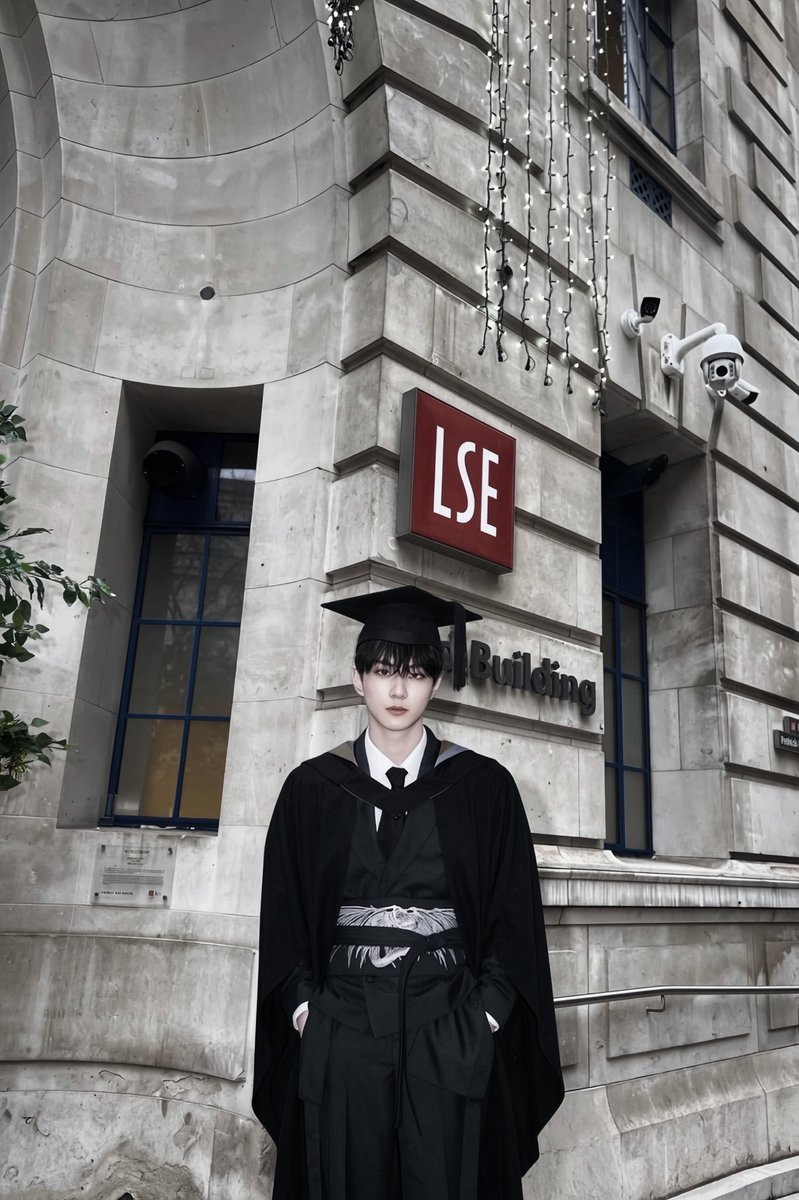 saintlyblake's tweet photo. ᅠ
| 𝐋𝐨𝐧𝐝𝐨𝐧 𝐒𝐜𝐡𝐨𝐨𝐥 𝐨𝐟 𝐄𝐜𝐨𝐧𝐨𝐦𝐢𝐜𝐬 𝐚𝐧𝐝 𝐏𝐨𝐥𝐢𝐭𝐢𝐜𝐚𝐥 𝐒𝐜𝐢𝐞𝐧𝐜𝐞, 𝐋𝐨𝐧𝐝𝐨𝐧, 𝐄𝐧𝐠𝐥𝐚𝐧𝐝

Finally reached the last chapter. Damn, I can’t believe I literally did it. Now… What…?
ᅠ https://t.co/IfdKsD9xfm