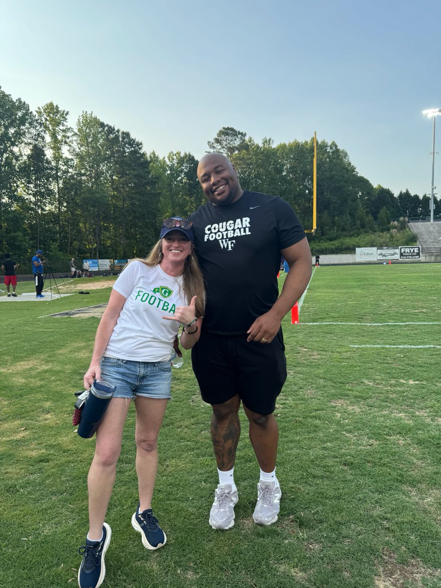 mandyphoward's tweet photo. Congratulations to @football_cghsnc for taking home the trophy at the Dexter Lawrence 7-on-7 tourney. Thank you @agentdexy97 for the great tournament &amp; for humoring me &amp; my Gamecocks spurs up. Go Cocks! 🤙 https://t.co/x2IyZ9Jmy3