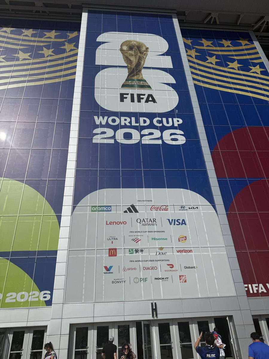 collodi's tweet photo. Watched the Japan-Sweden World Cup match in person at AT&amp;T Stadium with @SCollodi.

A fun match (1-1 draw) when a packed stadium of passionate fans. 

So glad we could share that experience together! https://t.co/qazvH3Bbrw