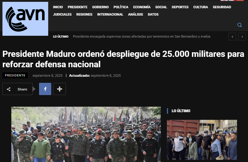 Douher's tweet photo. Vecinos, rescatista y voluntarios dando la cara y echándole bolas para rescatar a gente de los escombros en La Guaira. 
Los 25 mil efectivos militares, que según Maduro, iban a defender la nación brillan por su ausencia...
El desprestigio es su divisa. https://t.co/VopcYmyurA